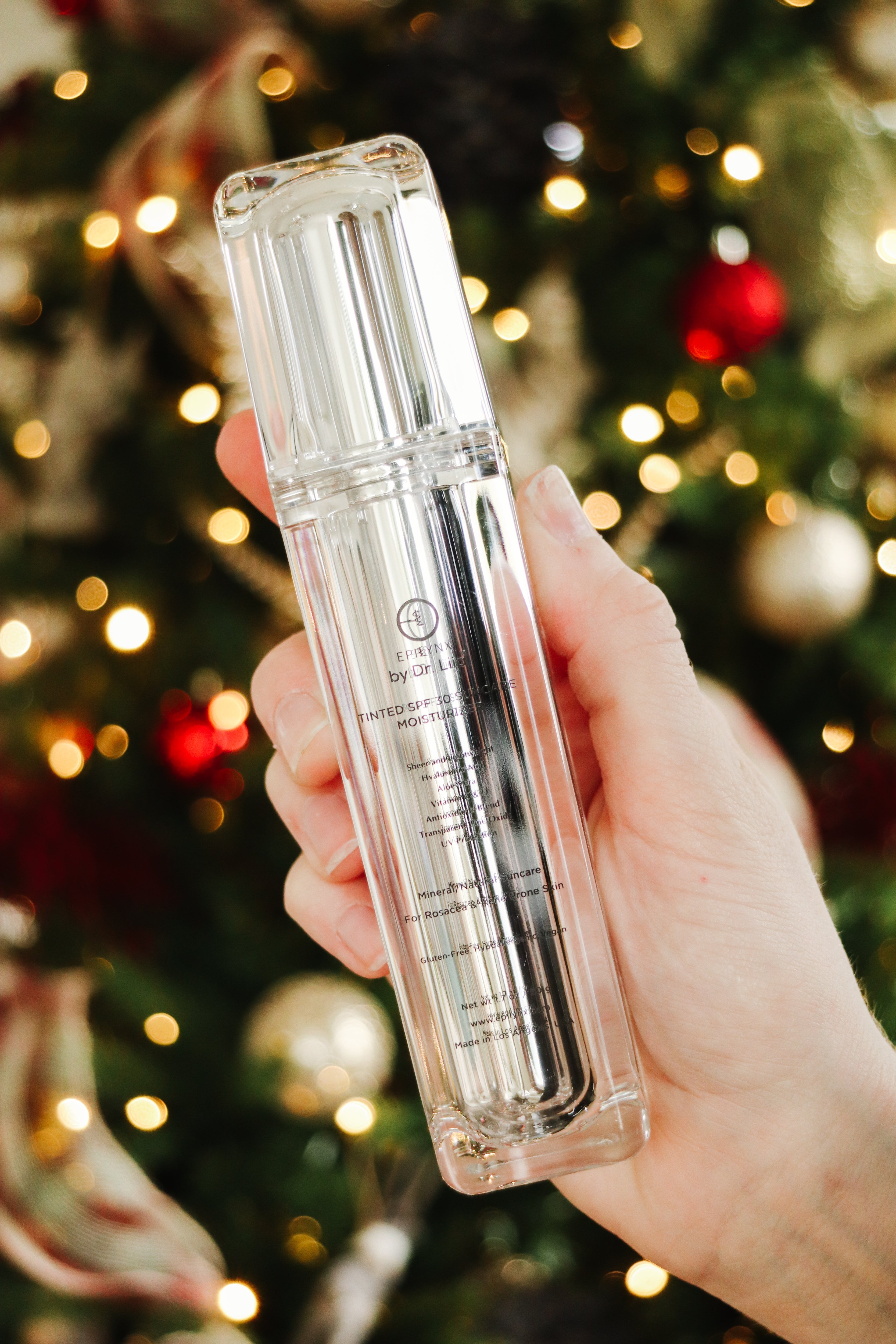 Tinted Dewy Moisturizer with SPF 30 – Hydrating, Vegan, Gluten-Free & Sensitive-Skin Friendly